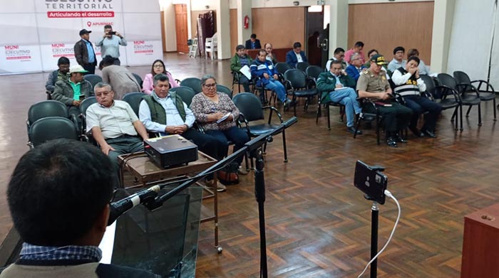 Alcalde de Aymaraes y pobladores exigen el desalojo de mineros informales de Apu Pisti